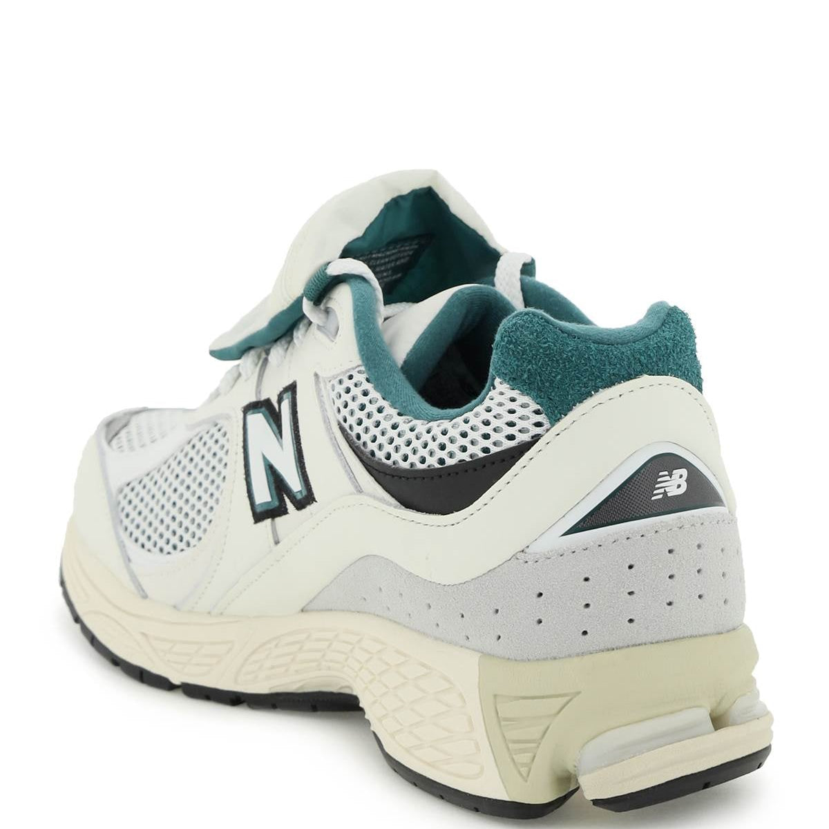 2002R SNEAKERS