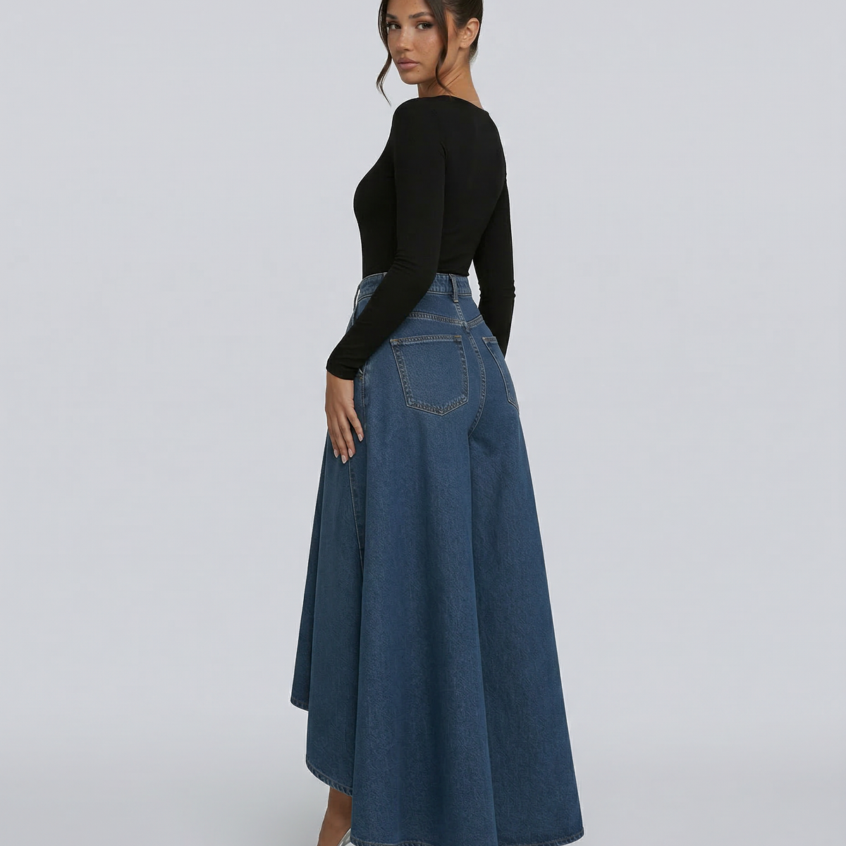 Calira | High-Waisted Wide-Leg Jeans
