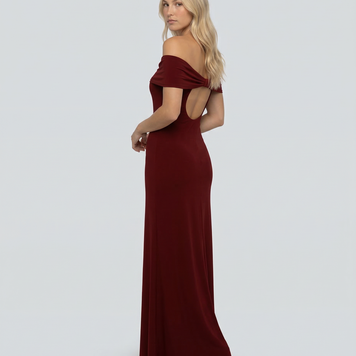 Sophia | Maxi Dress with Off-Shoulder Neckline