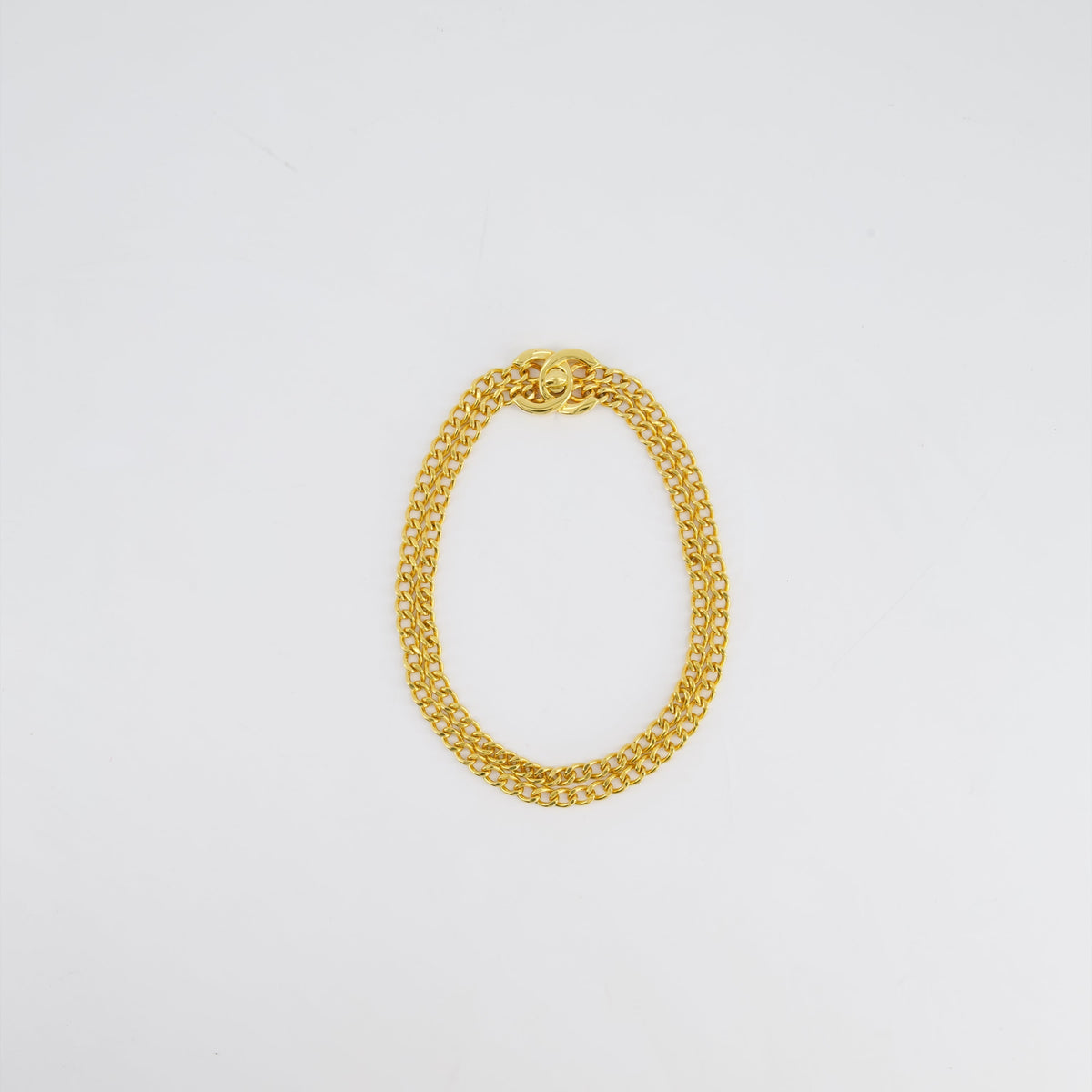 Chanel 97P Vintage Gold Chain Chocker Necklace With CC Turn Lock Detail