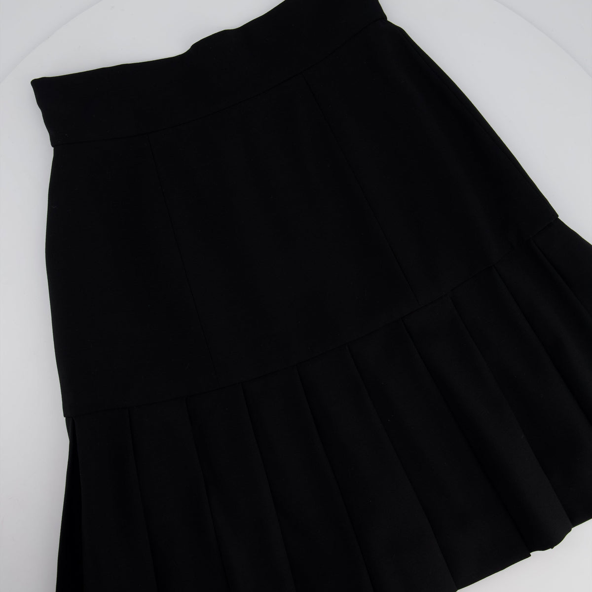 Chanel Black Wool Blazer Jacket and Pleated Mini Skirt Set With Belt and CC Logo Detail Buttons Size FR 38 (UK 10)
