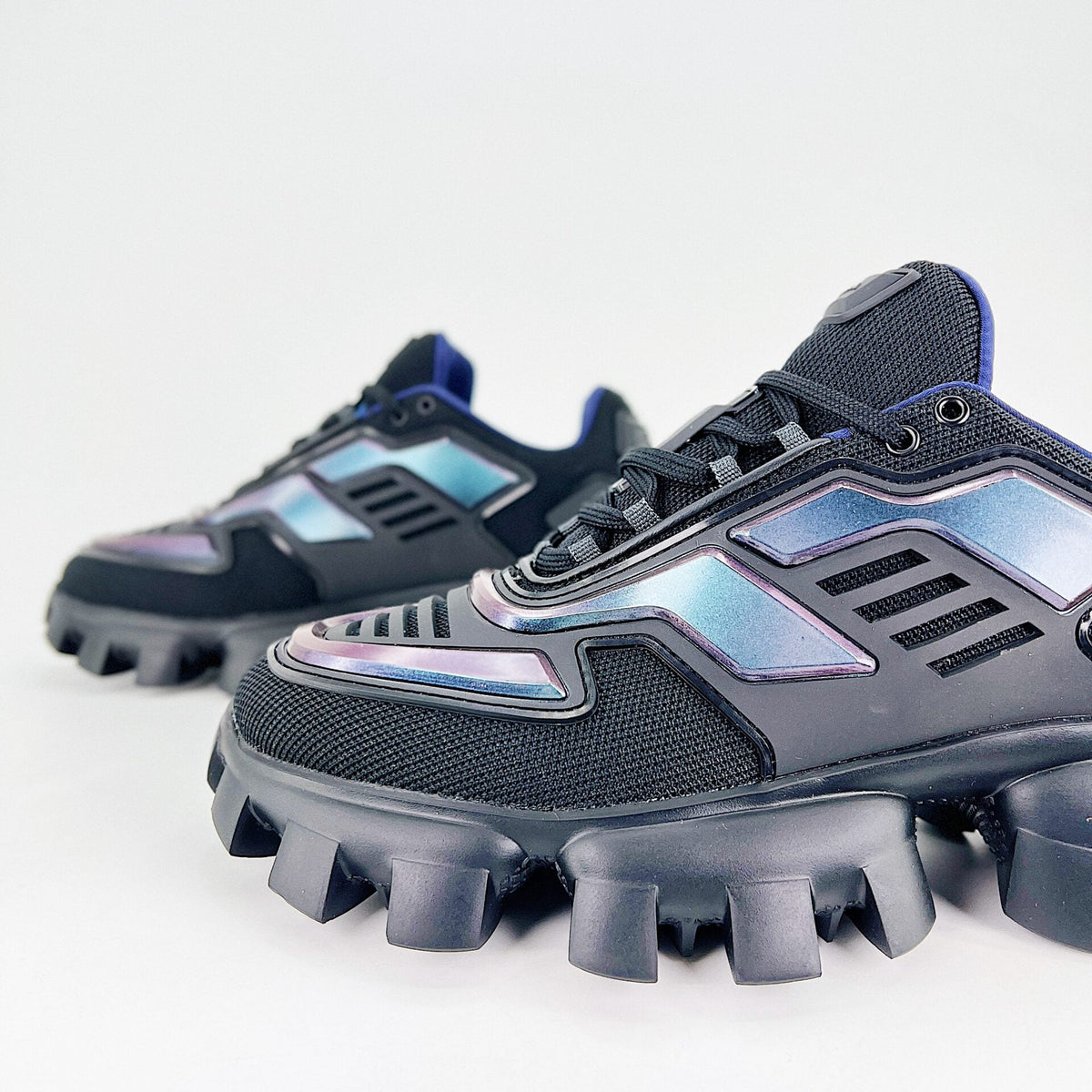 PR CLOUDBUST THUNDER LOW TOP SNEAKERS IN FABRIC IRIDESCENT