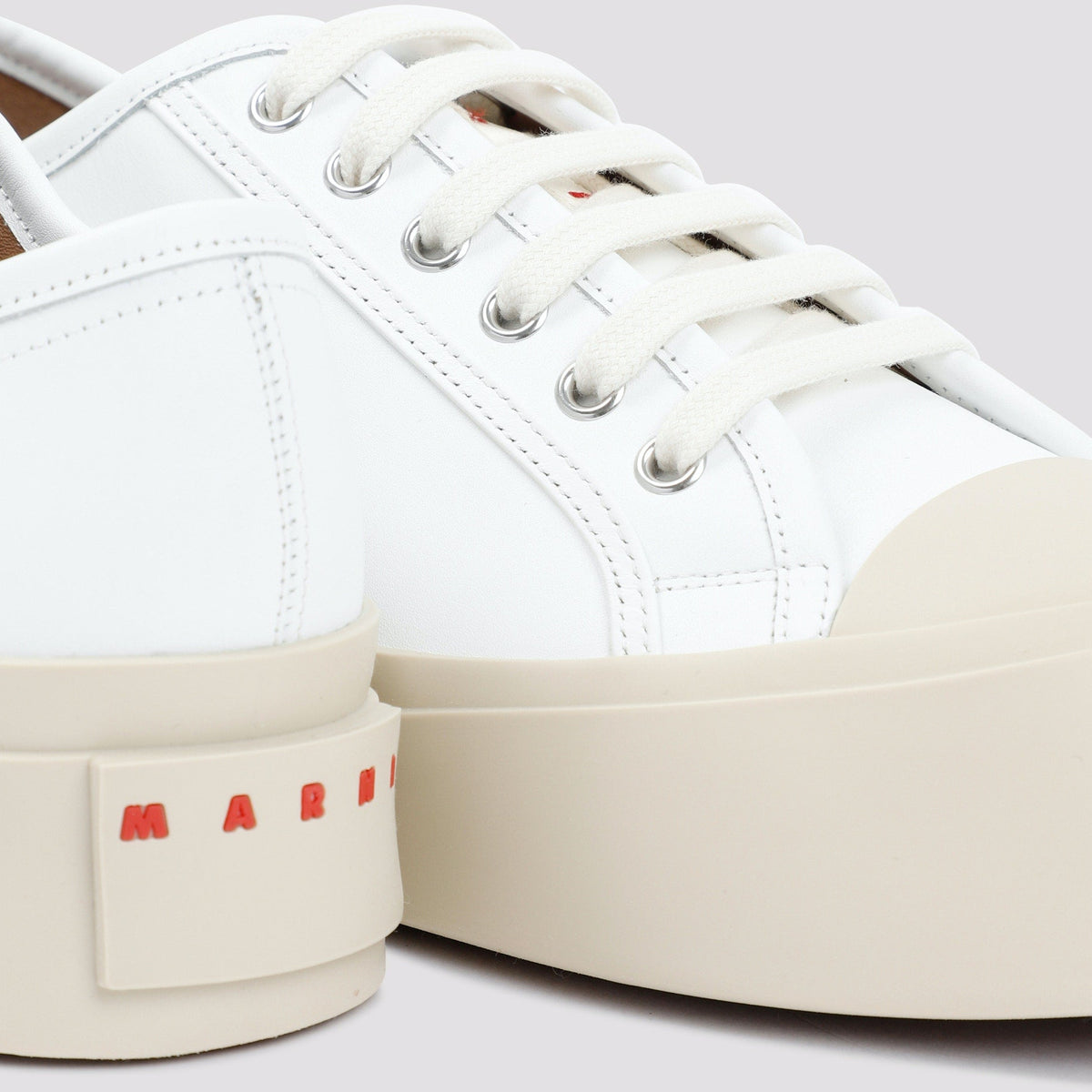 LOW PABLO WHITE SNEAKER