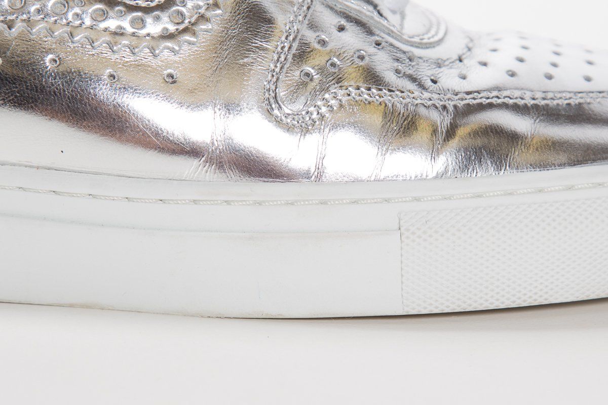 SWEAR Silver Metallic Leather Round-Toe Sneakers SZ 37