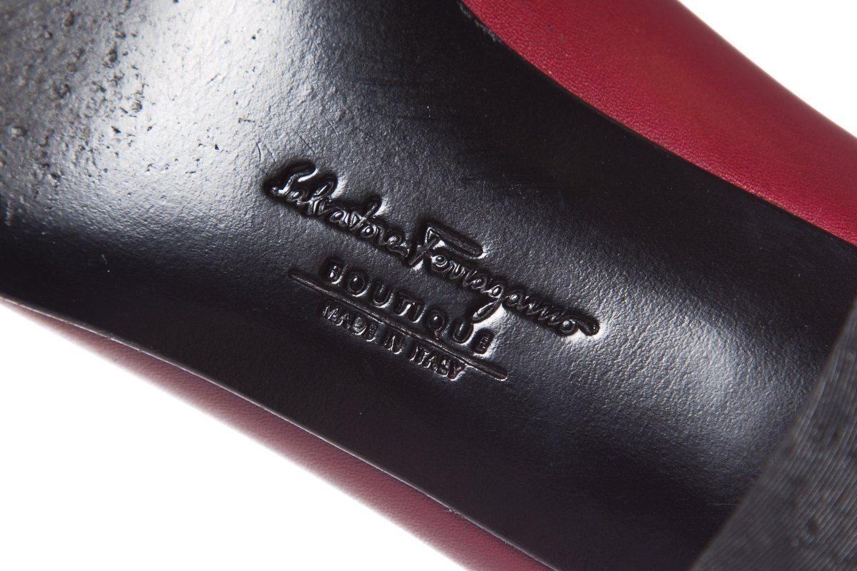 Salvatore Ferragamo Red Leather Pumps SZ 5