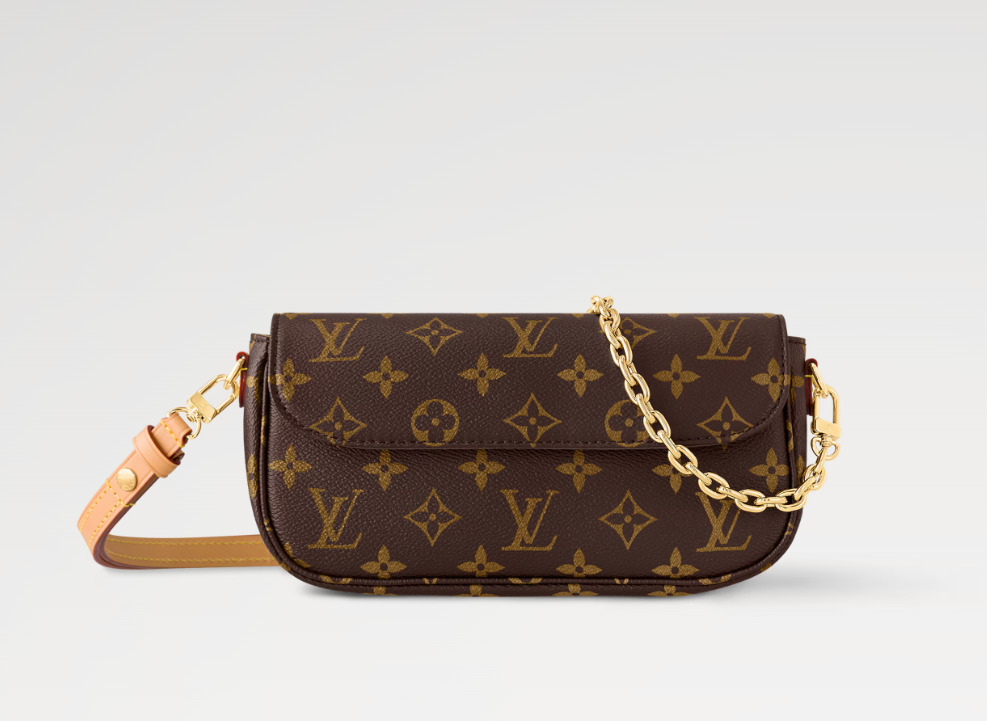 Ava’s Mode Wallet On Chain Ivy Monogram