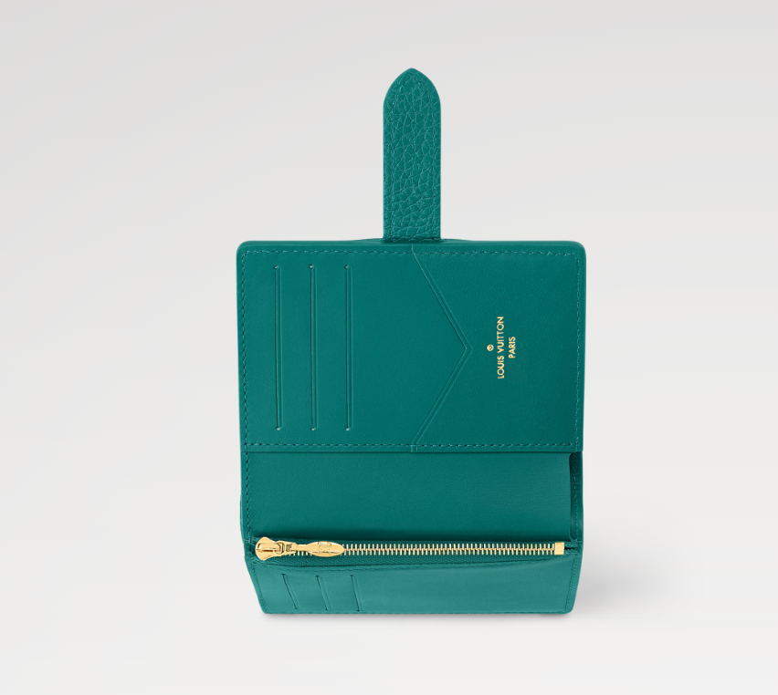Ava’s Mode Vertical Compact Wallet Emeraude