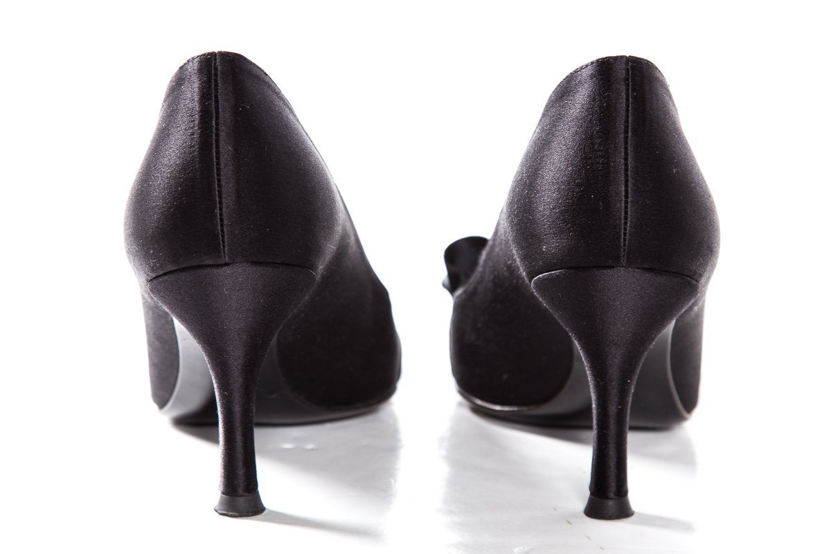 Stuart Weitzman Black Satin Peep Toe Heels SZ 7