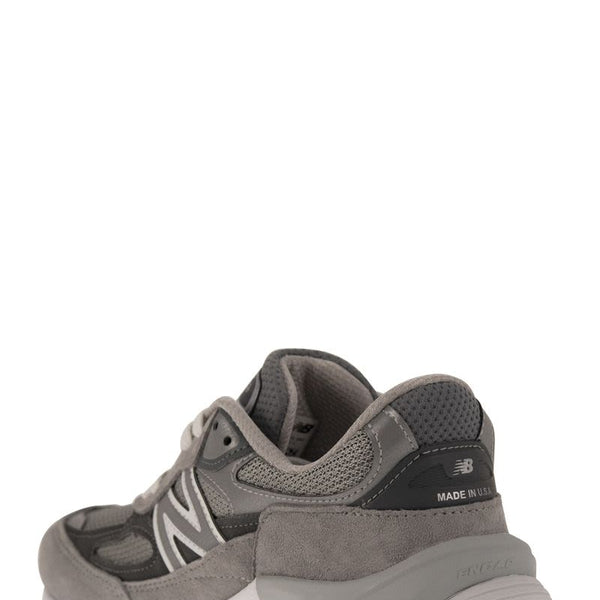 990 - SNEAKERS