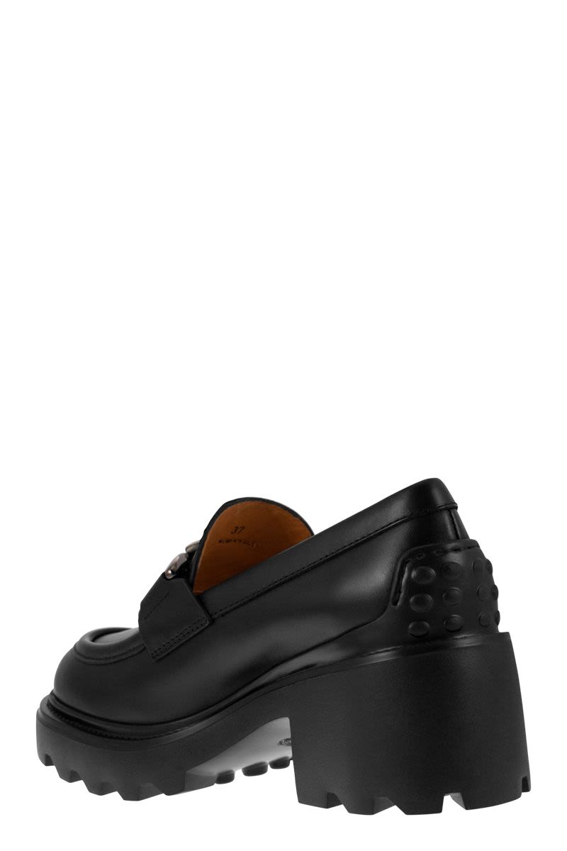 PLATFORM LOGO PLAQUE LOAFERS