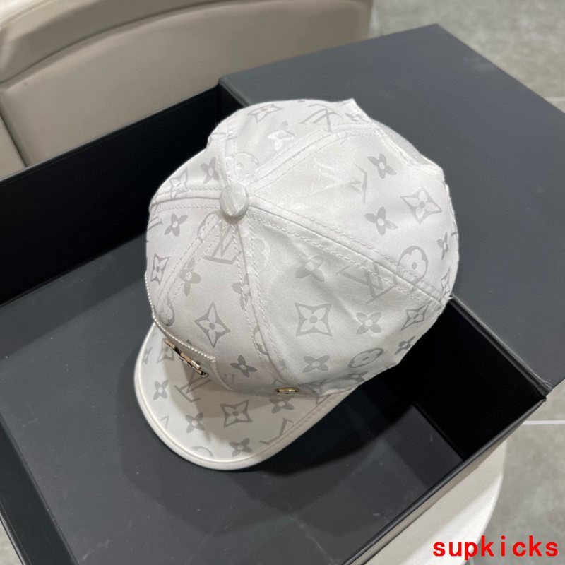 Louis Vuitton Luxury Cap