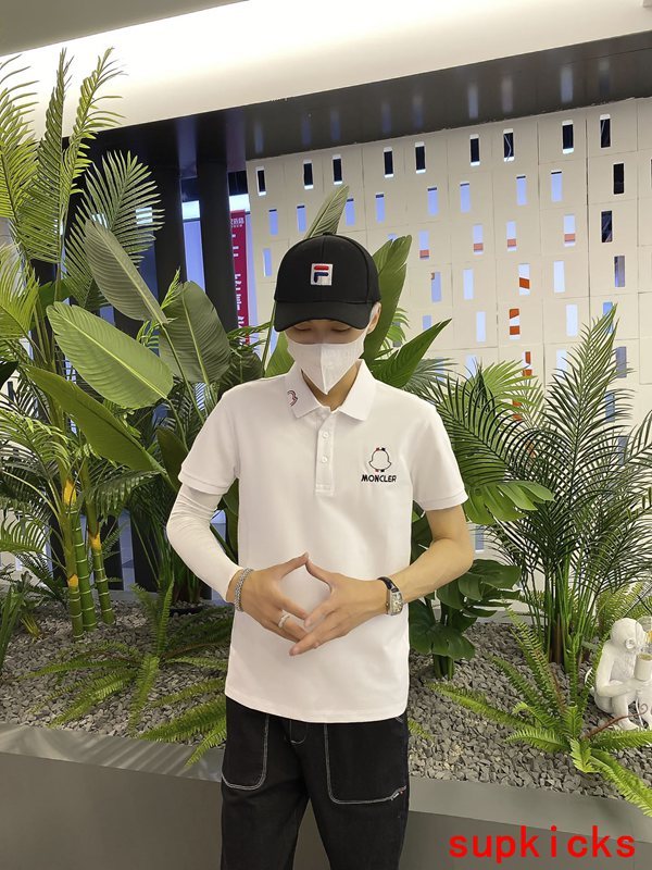 Moncler Luxury Cloth