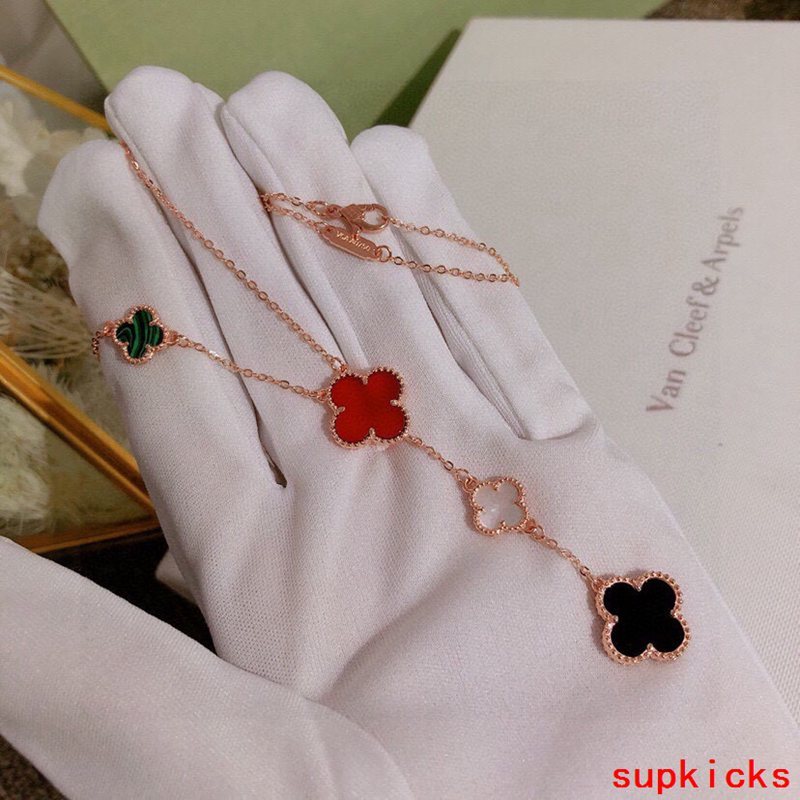 Van Cleef & Arples Jewelry