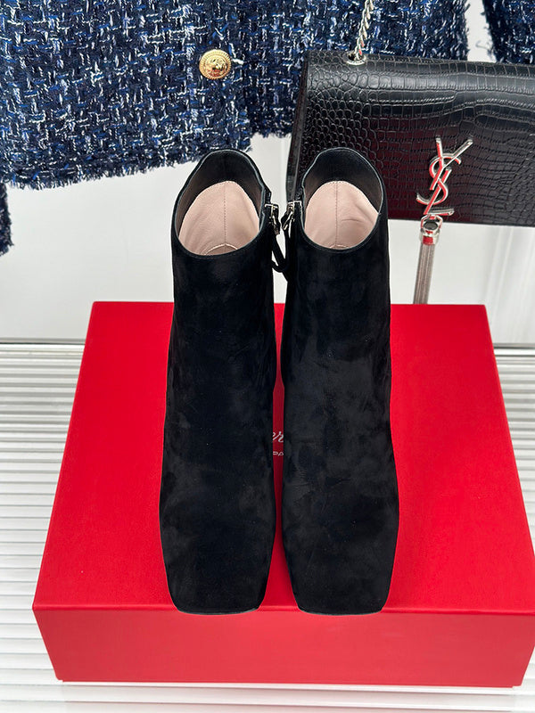 Roger Vivier Luxury Shoes