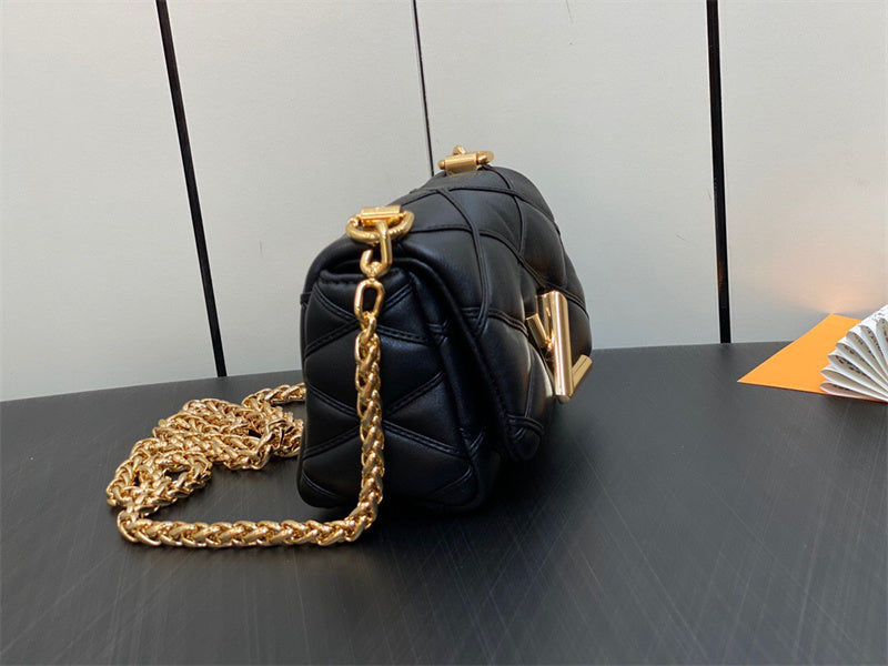 PHA - LOV Bags - 475