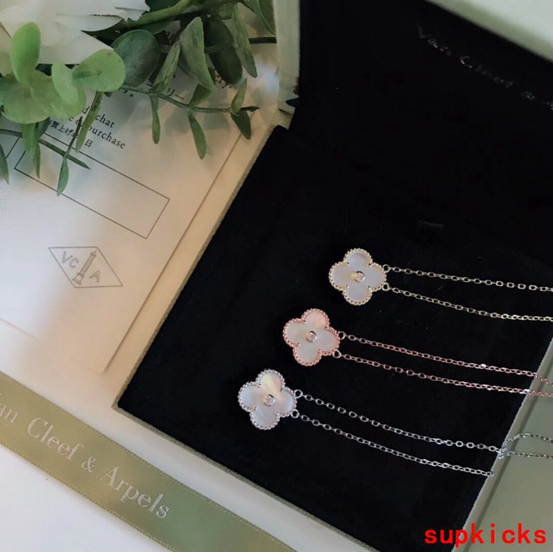 Van Cleef & Arples Jewelry