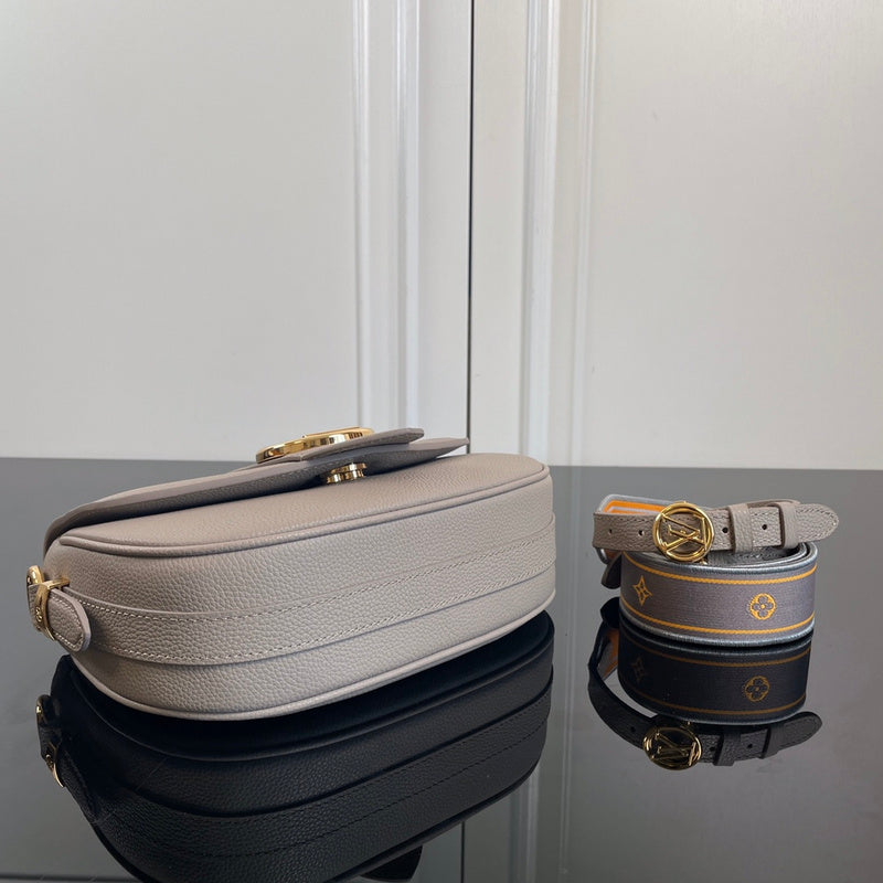 I W Fashion Lu-Vi bags - 17246