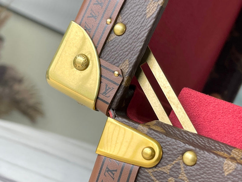 I W Fashion Lu-Vi bags - 17367