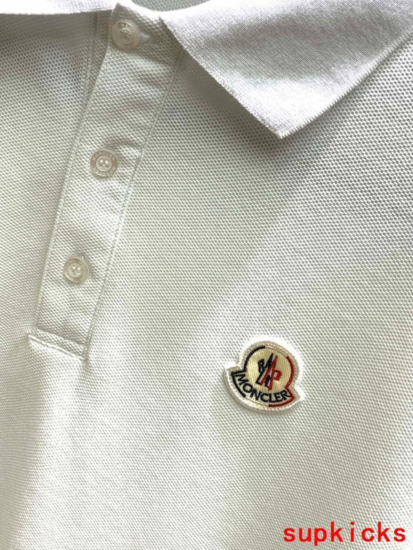 Moncler Luxury Cloth