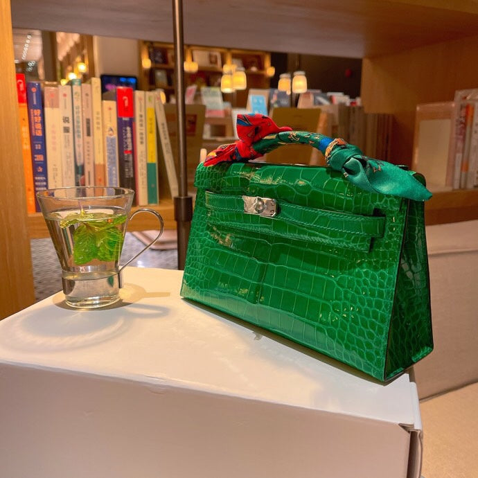 PHA - HMS Bags - 2261