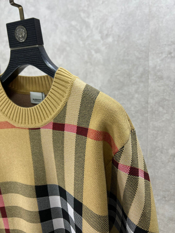 Burberry Luxury Clothes