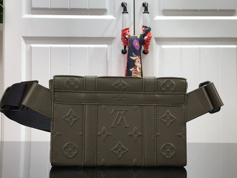 I W Fashion Lu-Vi bags - 17397
