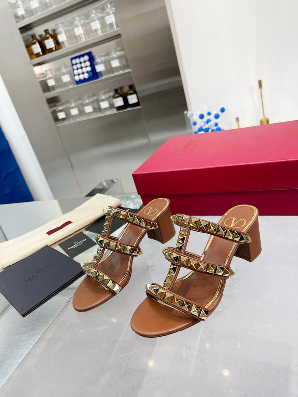 Valentino GARAVANI Luxury Shoes