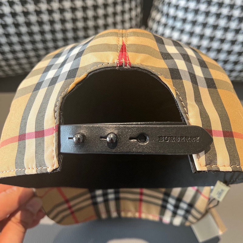 Burberry Luxury Cap