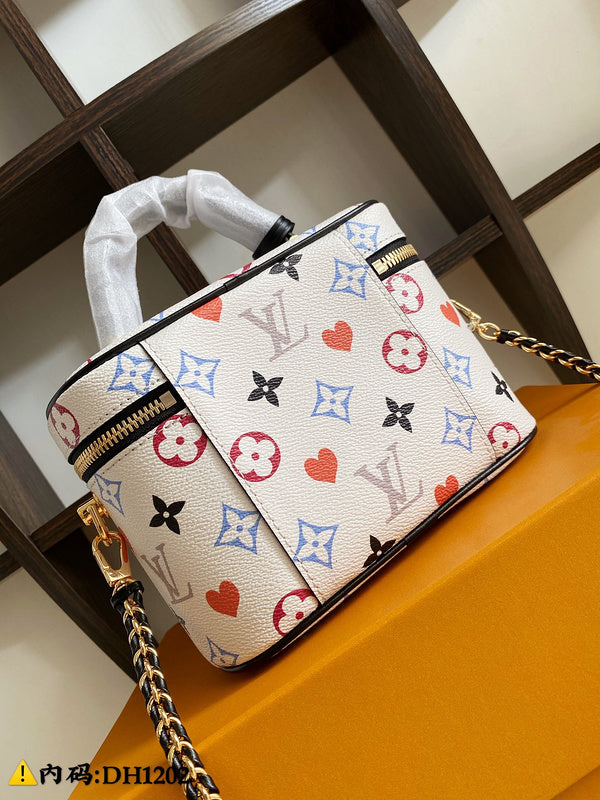 LOV2 Bags - Luxurious Bags  2678