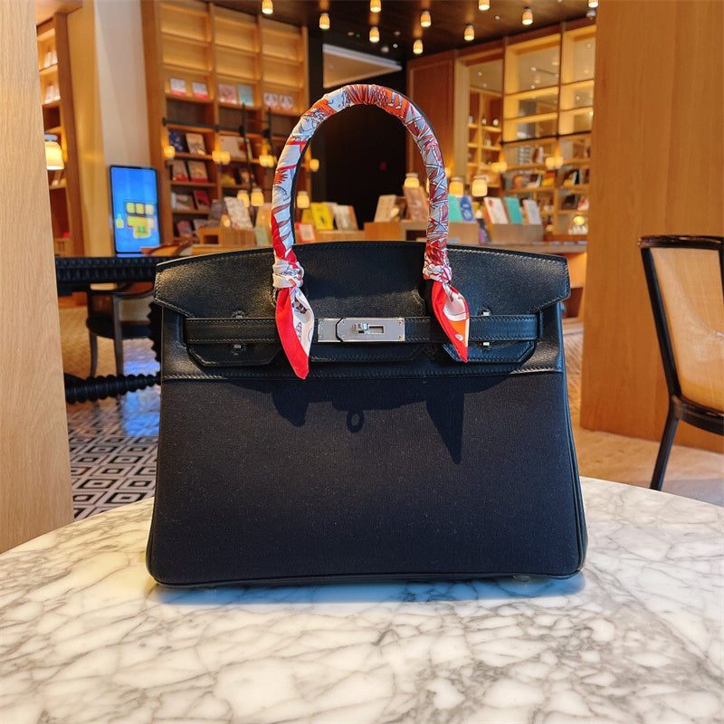 PHA - HMS Bags - 556