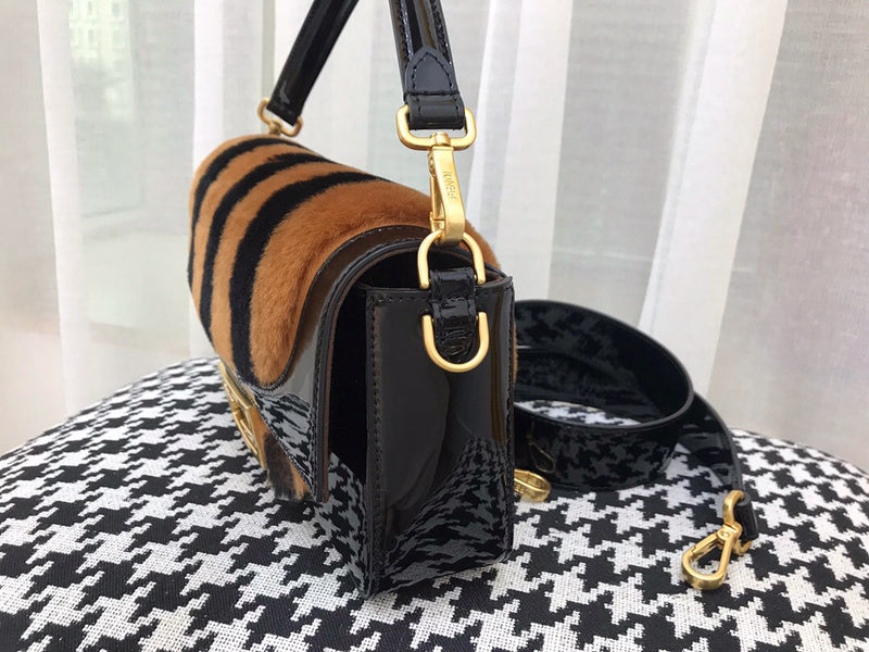 ENT - ENTI Bags - 104