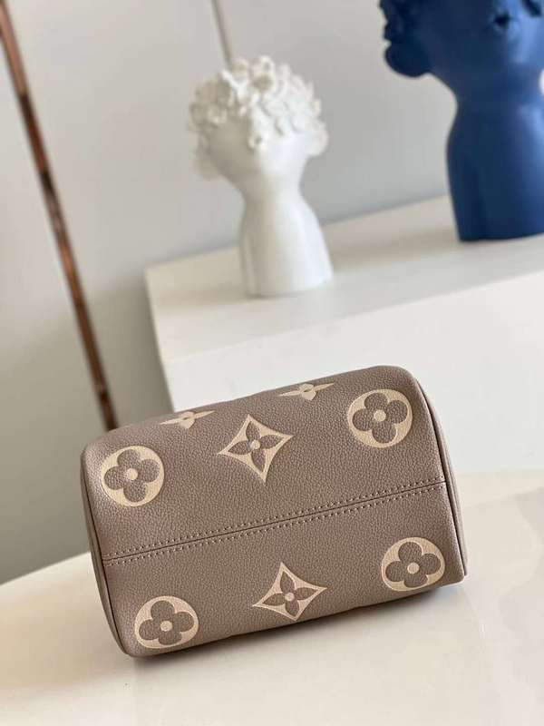 LOV2 Bags - Luxurious Bags  320