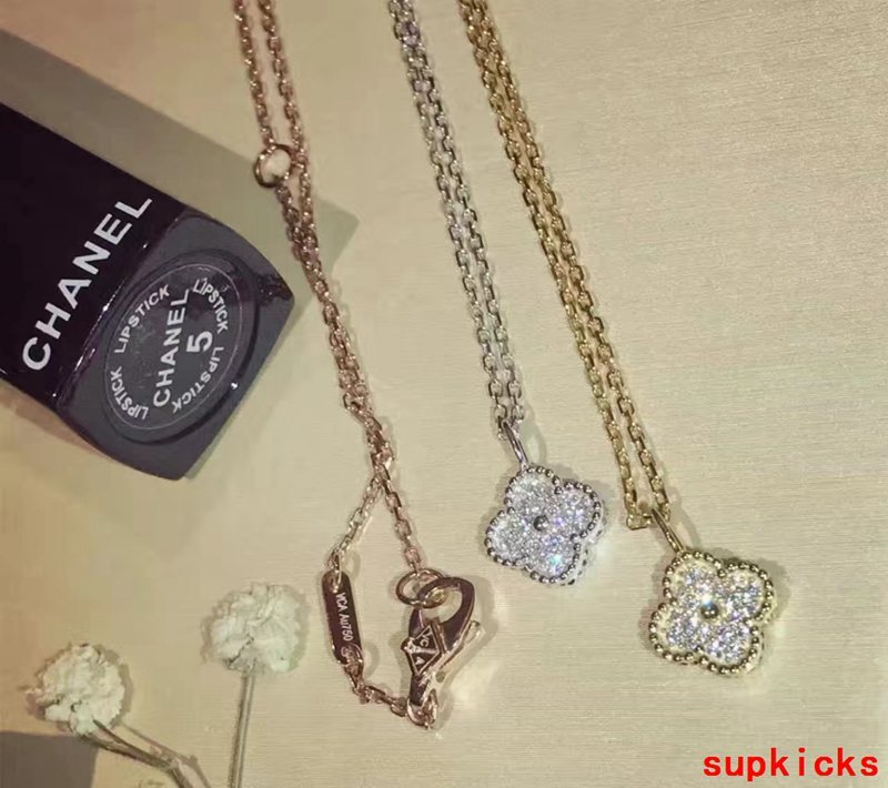 Van Cleef & Arples Jewelry