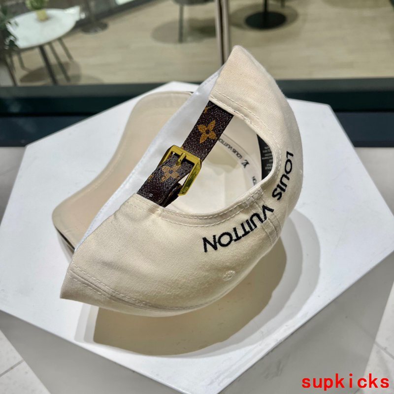 Louis Vuitton Luxury Cap