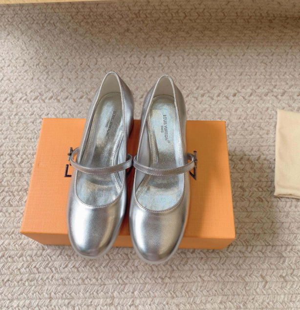 Ava’s Mode - LOV Women Shoes - 102