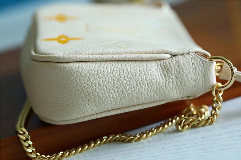 I W Fashion Lu-Vi bags - 8838