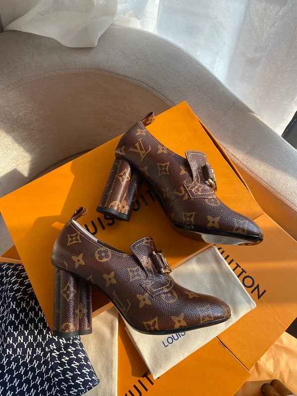 Louis Vuittion Luxury Shoes