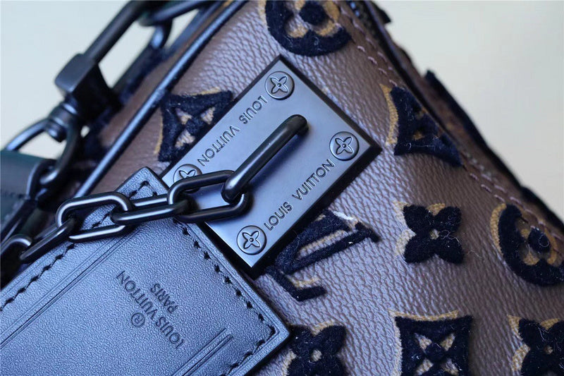 I W Fashion Lu-Vi bags - 11193