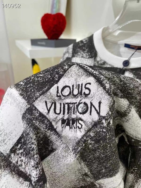 Louis Vuittion Luxury Clothes