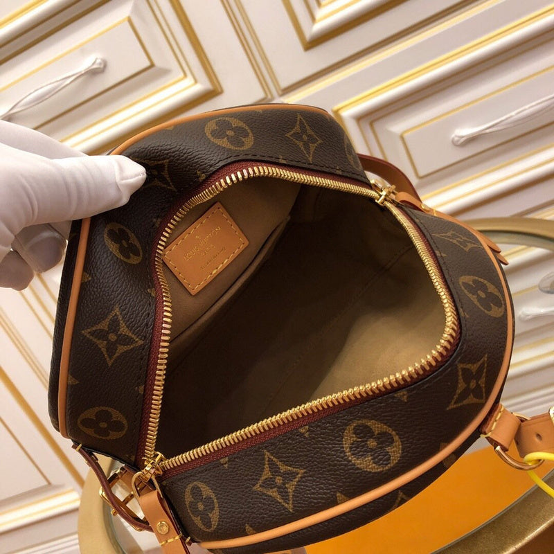 I W Fashion Lu-Vi bags - 17800