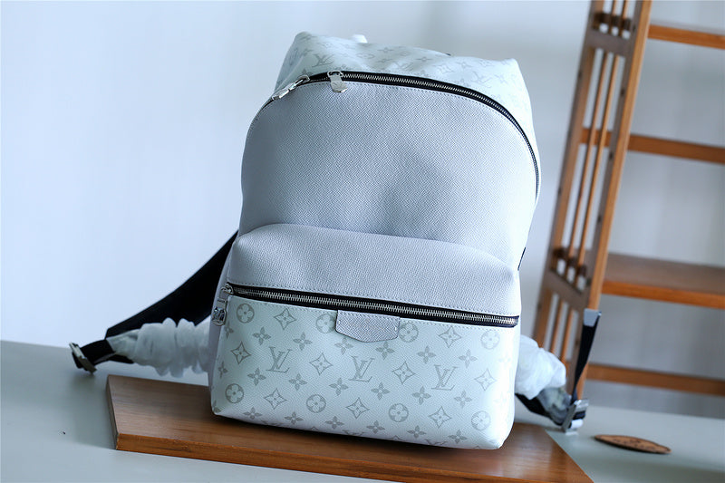 I W Fashion Lu-Vi bags - 9766