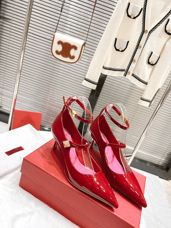Valentino GARAVANI Luxury Shoes