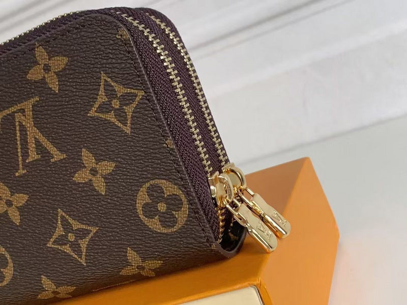 I W Fashion Lu-Vi bags - 17702