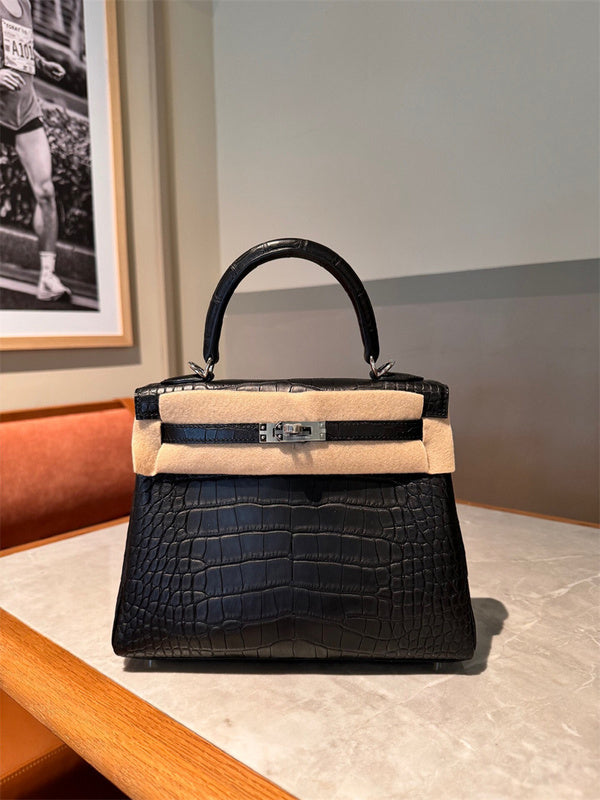 PHA - HMS Bags - 200