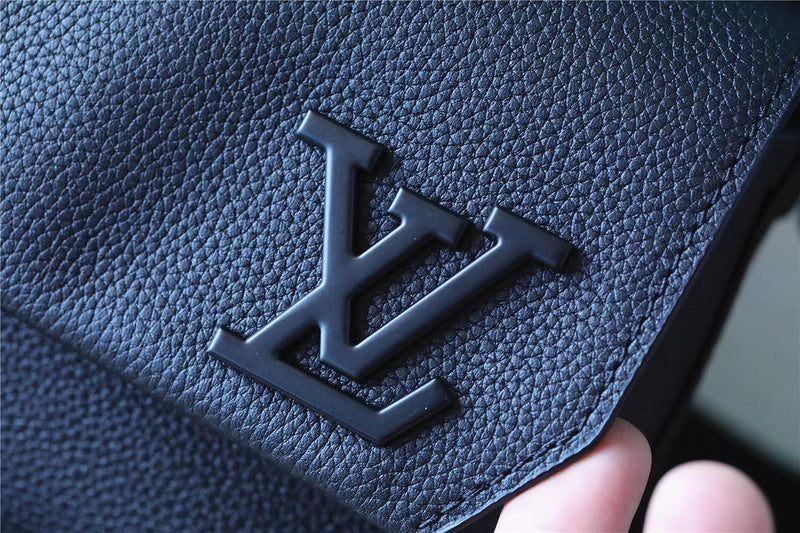 I W Fashion Lu-Vi bags - 9934