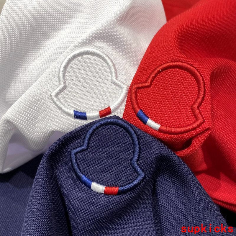 Moncler Luxury Cloth