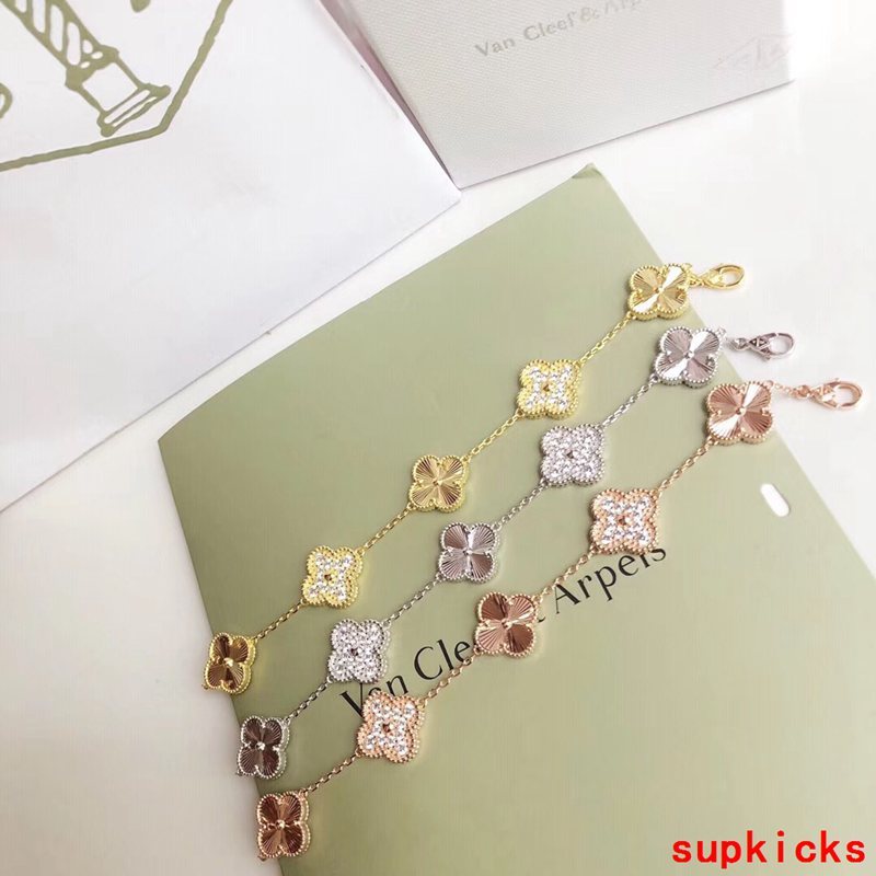 Van Cleef & Arples Jewelry