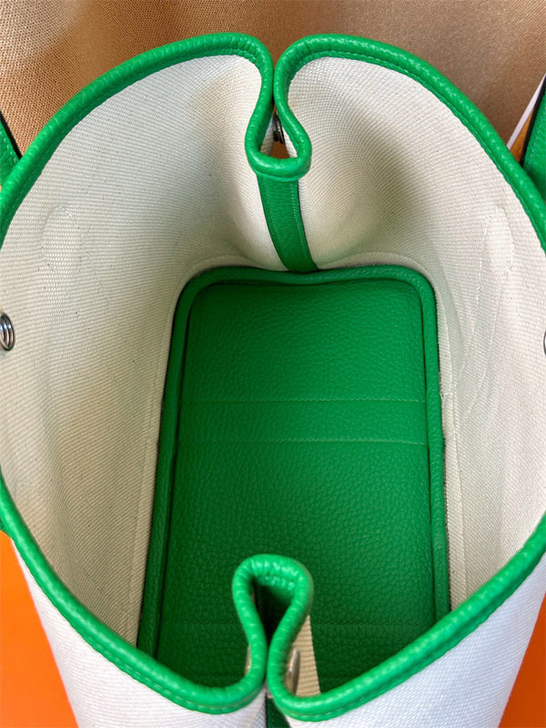 PHA - HMS Bags - 700