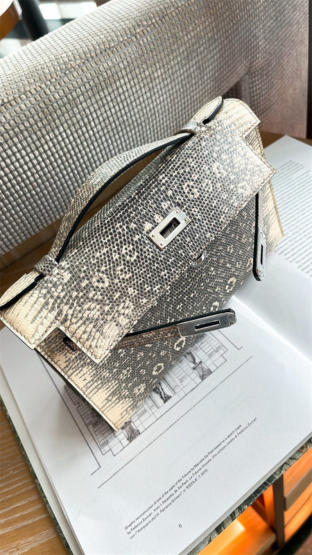 PHA - HMS Bags - 587