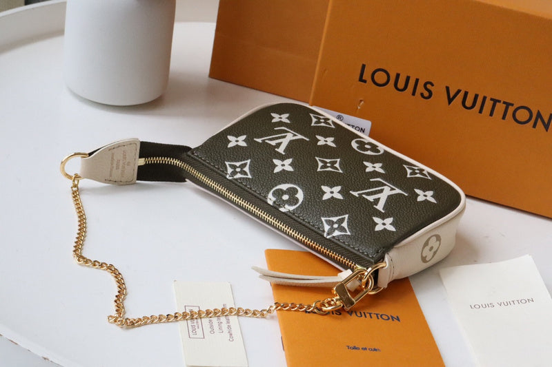 I W Fashion Lu-Vi Bags - 16859